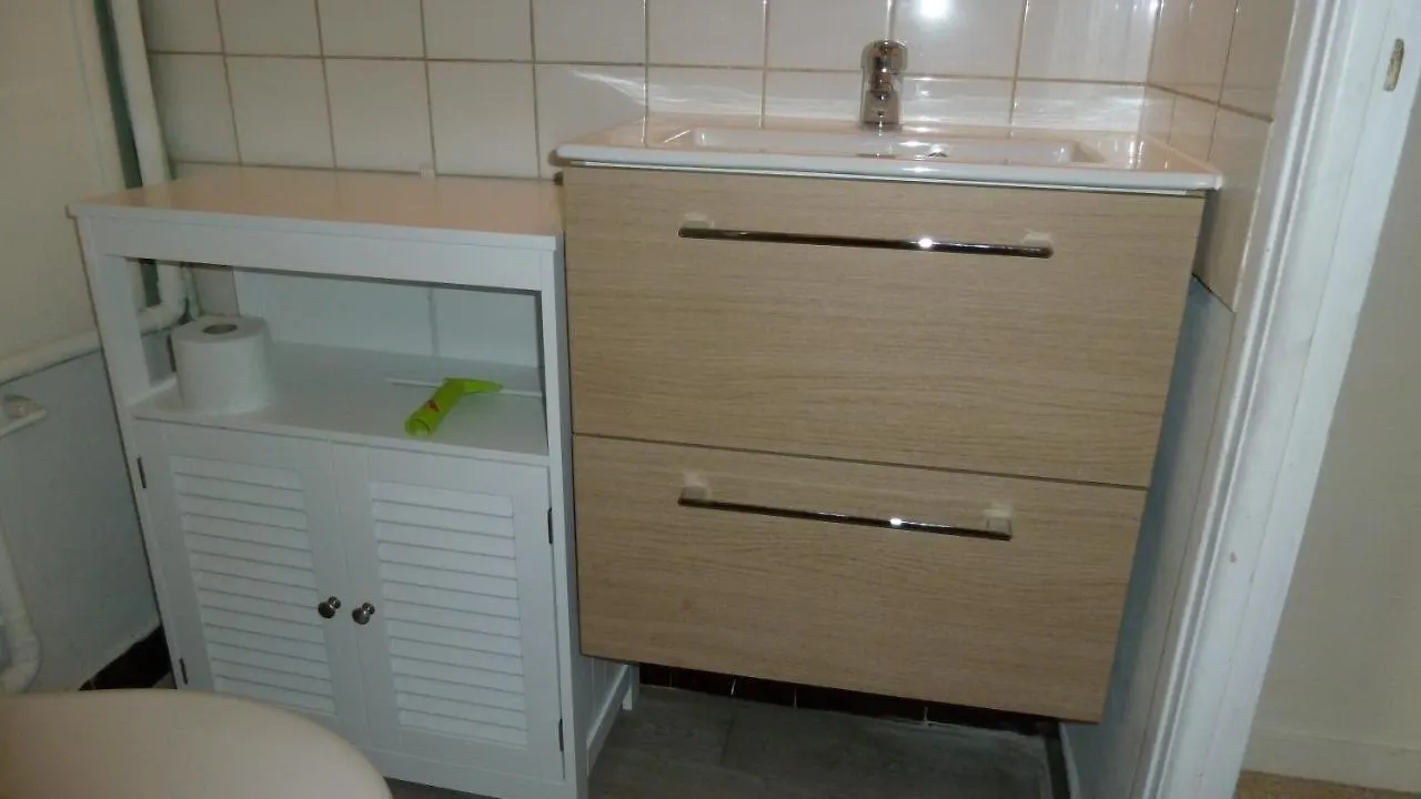 Antibes Centre Studio 27 M2 Renove