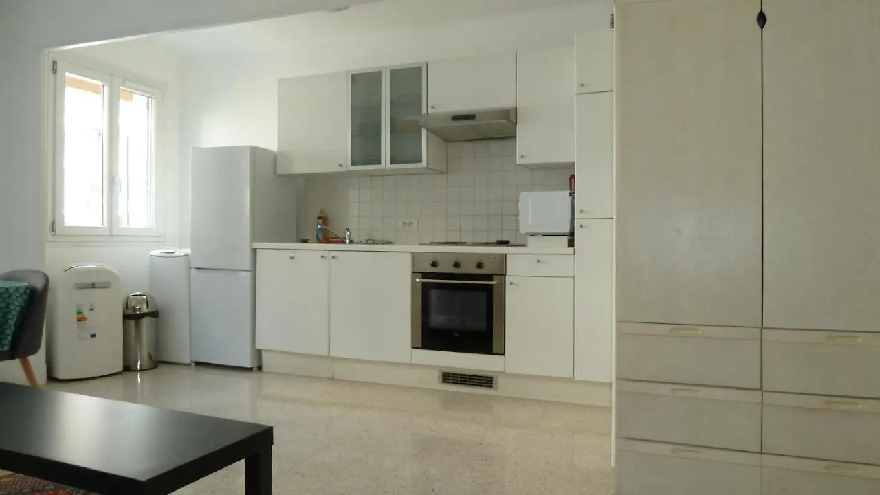 Apartment Antibes Centre Studio 27 M2 Renove France